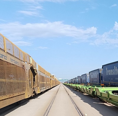 Reactivadas las operaciones de la autopista ferroviaria entre Valencia y Madrid tras la dana